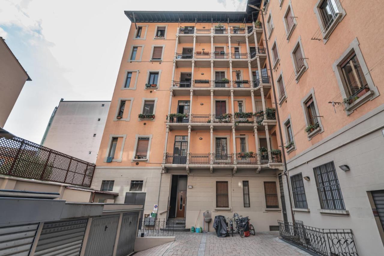 Easylife - Coccole E Relax Nel Cuore Di Isola Apartment Milan Exterior photo